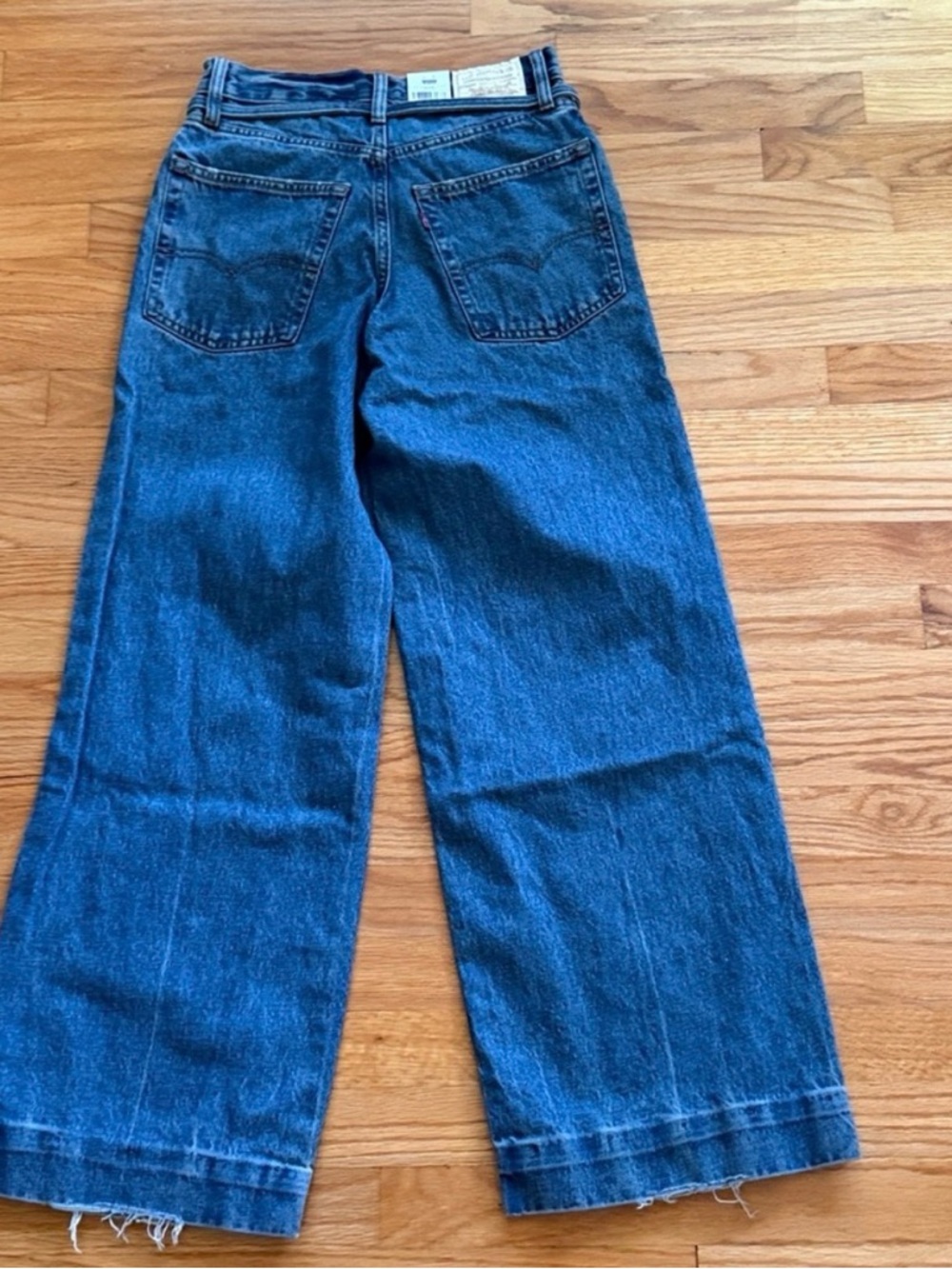 Levi's XL Straight Leg Jeans - Picture 7 of 9